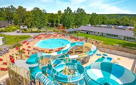 Camping Le Parc De Paris 3*